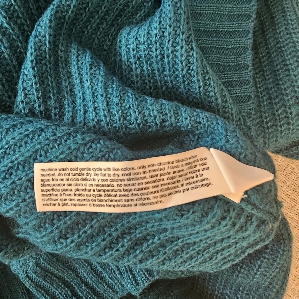 NWT Eloquii 26/28 Bishop Sleeve Drop Shoulder Sweater - Picture 4 of 10